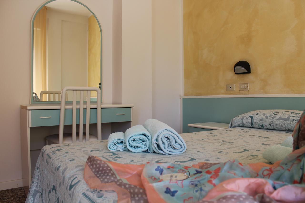 Hotel American Белариа-Игеа Марина Стая снимка