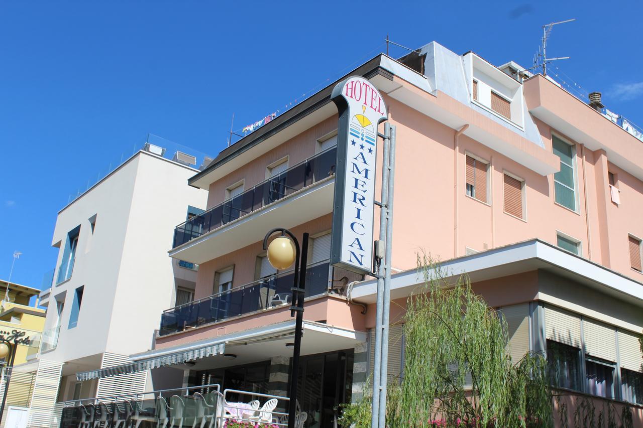 Hotel American Белариа-Игеа Марина Екстериор снимка